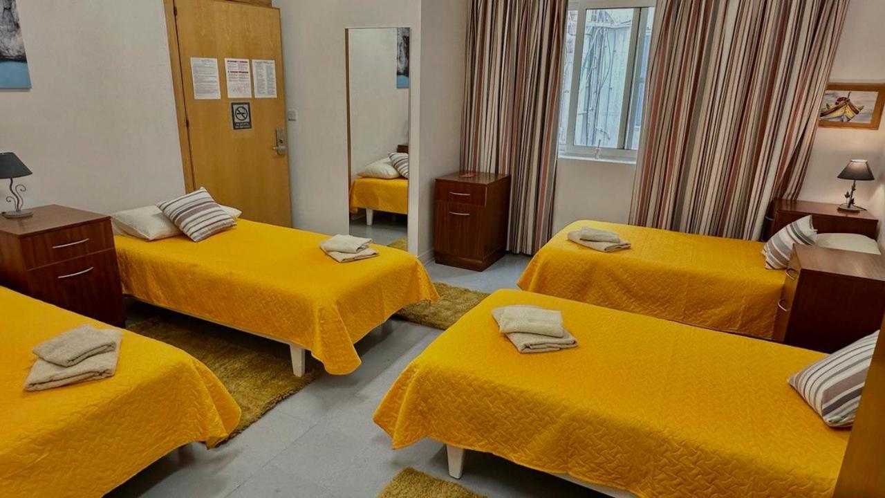 Malta Crown Guesthouse San Ġiljan Buitenkant foto