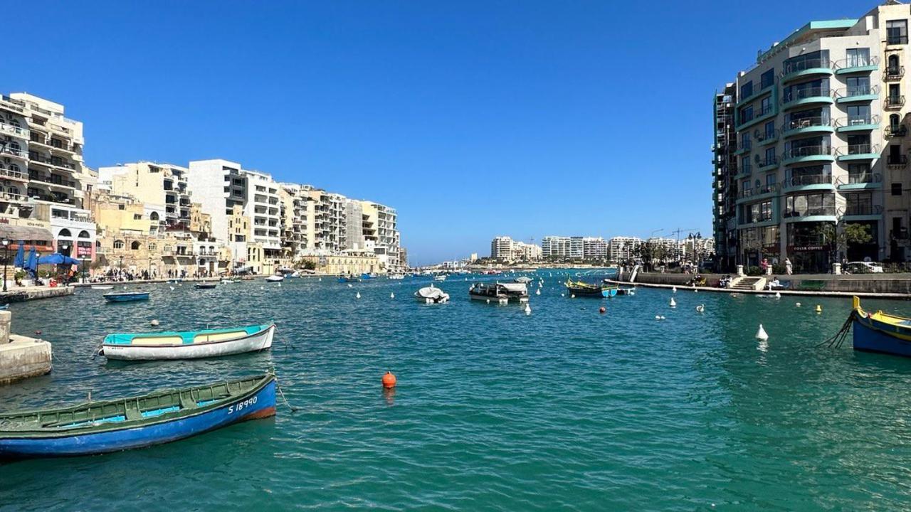 Malta Crown Guesthouse San Ġiljan Buitenkant foto
