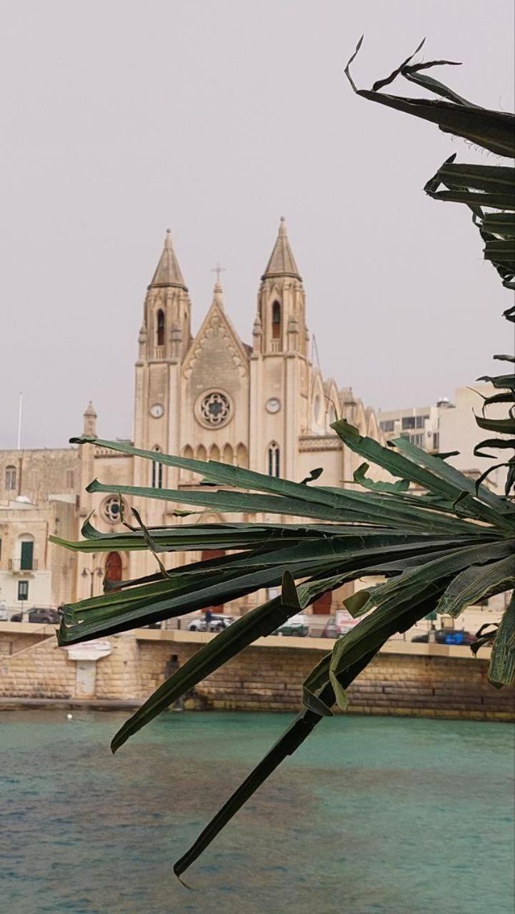 Malta Crown Guesthouse San Ġiljan Buitenkant foto