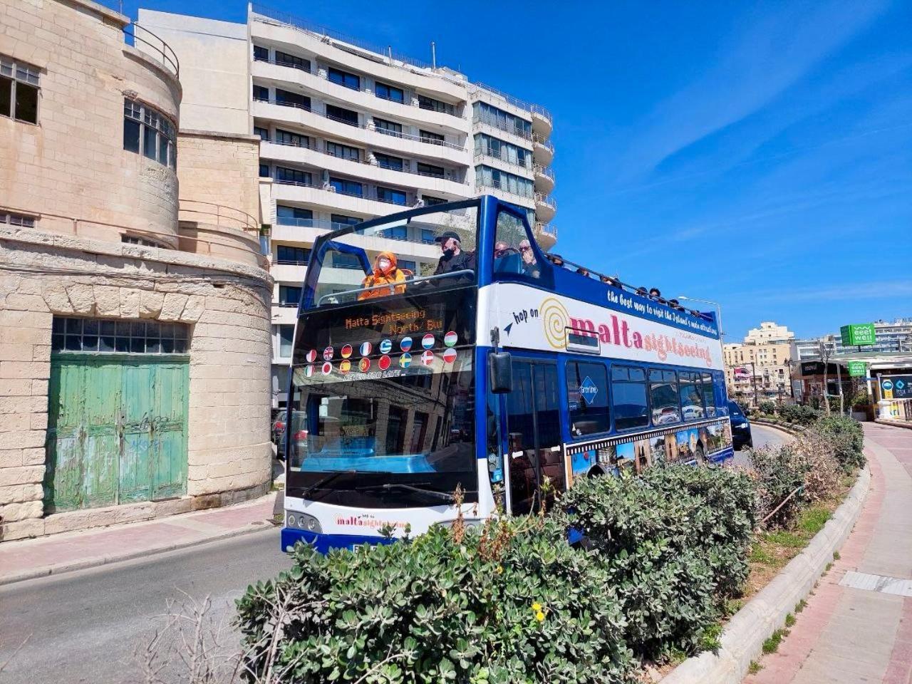 Malta Crown Guesthouse San Ġiljan Buitenkant foto