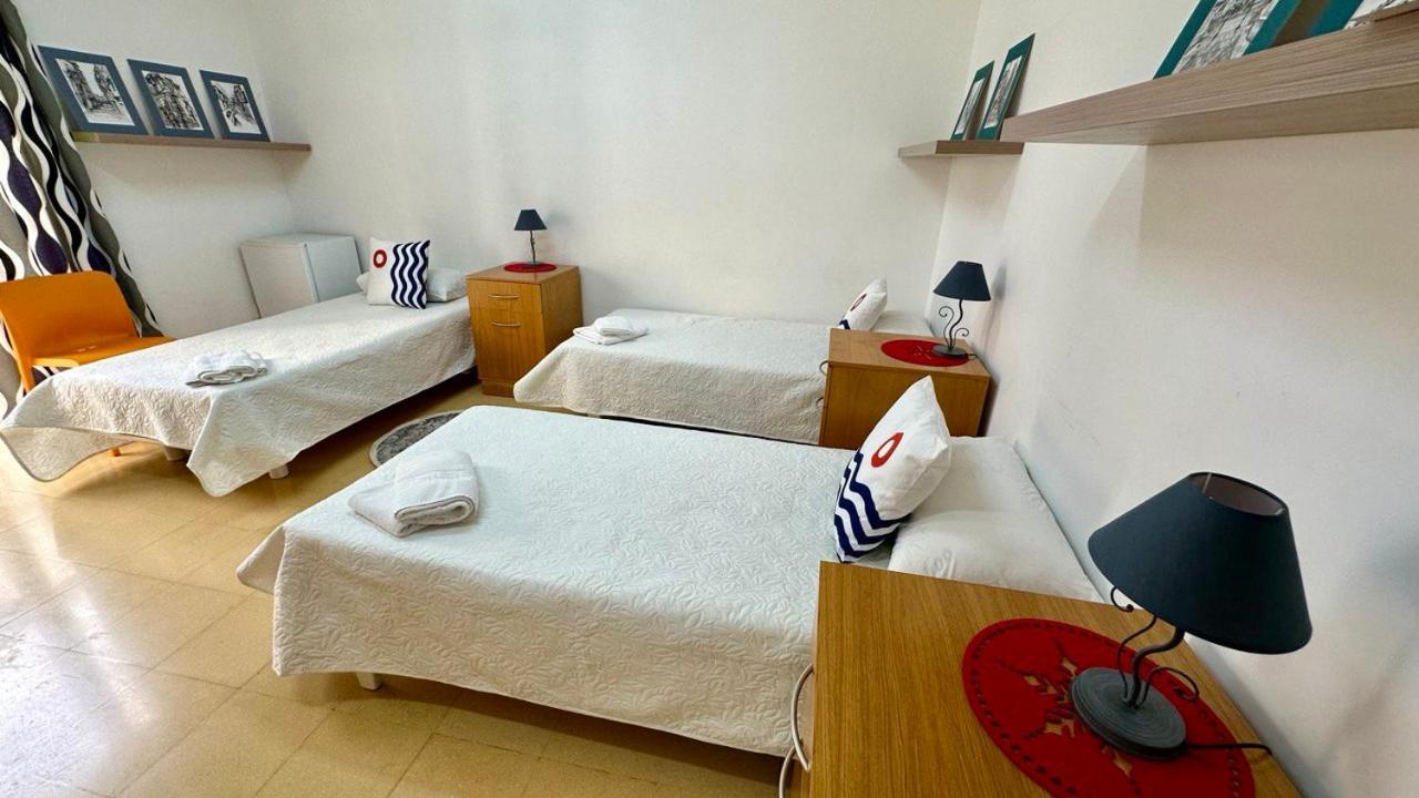 Malta Crown Guesthouse San Ġiljan Buitenkant foto